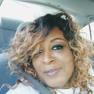 Meet your Posher, Carolyn